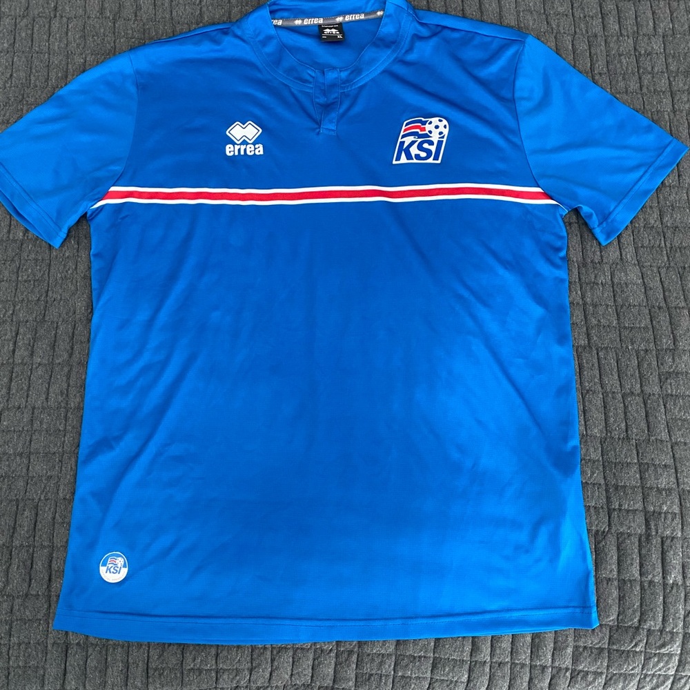 Vintage Iceland Errea 2014-2105 Home Soccer Jersey